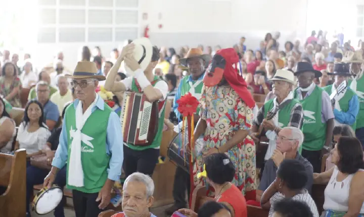 41° Encontro de Folia de Reis no Santuário de Campos Altos MG