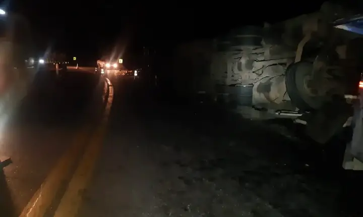 Acidente grave deixa uma vítima fatal e três feridos na BR-262 em Luz-MG