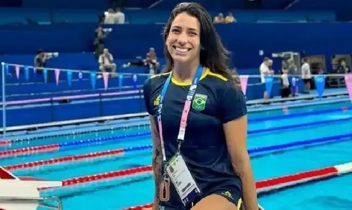 Ana Carolina Vieira se pronuncia após ser expulsa dos Jogos e fala em assédio