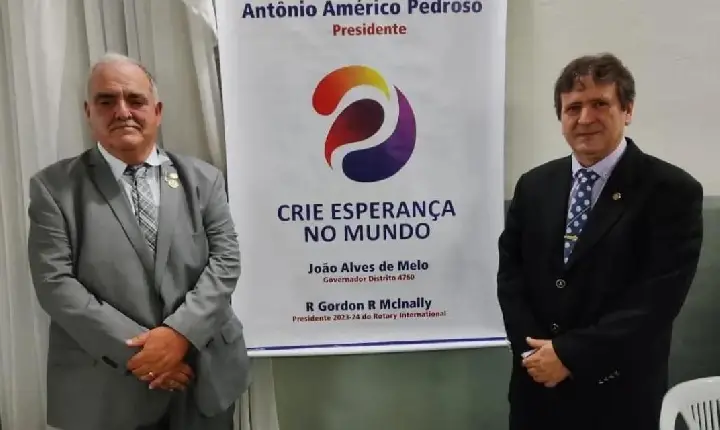 Antônio Américo Pedroso é empossado como novo presidente do Rotary Club de Campos Altos