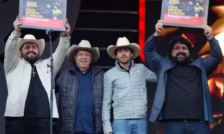 Atração confirmada em setembro, César Menotti e Fabiano são empossados como 'Embaixadores de Barretos'