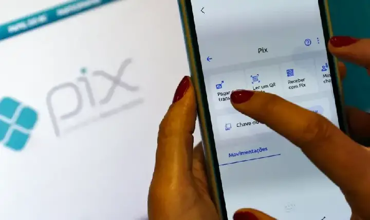 Banco Central anuncia data para lançar Pix parcelado