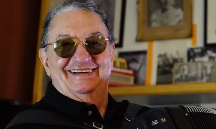 Caçulinha, músico do “Domingão do Faustão”, morre aos 86 anos