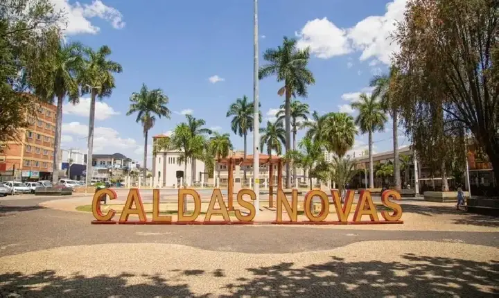 Caldas Novas: prefeitura volta atrás, e taxa para turistas é revogada