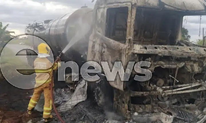 Carreta pega fogo e interdita BR-262 em Córrego Danta