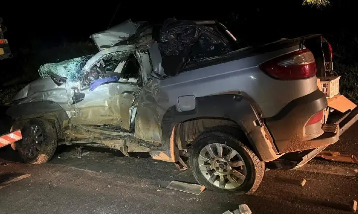 Casal de idosos morre em acidente no trevo de acesso ao Santuário, na BR-262 em Campos Altos