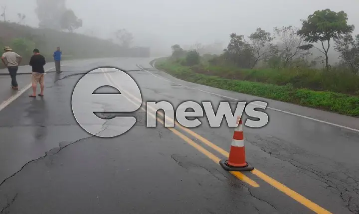 Chuva em Minas: 'Evitem viajar!', avisa porta-voz da PRF após bloqueios de vias