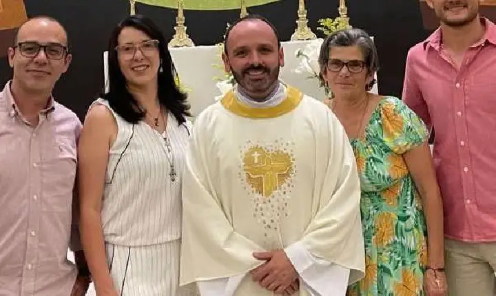 Com a presença da família, Padre Marcelo Ávila toma posse em Coronel Fabriciano