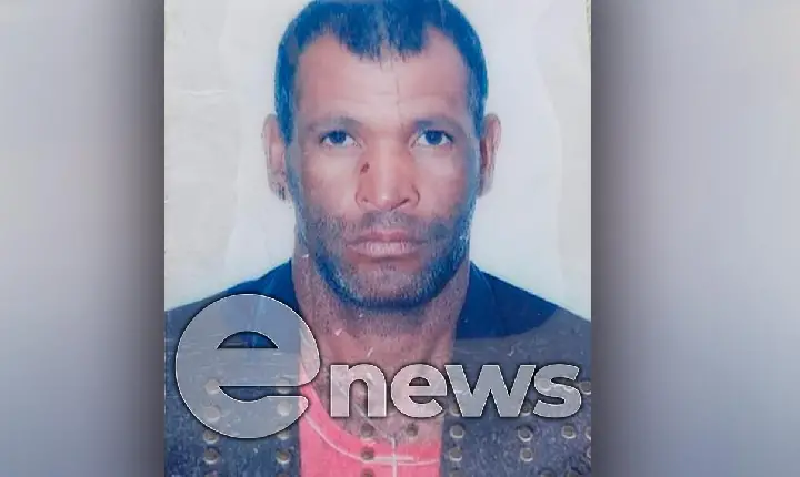 Em Campos Altos, homem é encontrado morto em avenida; suspeita é de mal súbito