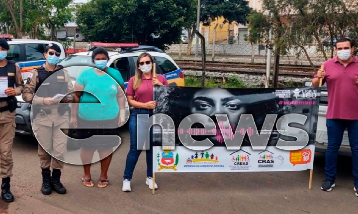 Em Campos Altos, Polícia Militar promove blitz educativa sobre a importância do combate à violência doméstica