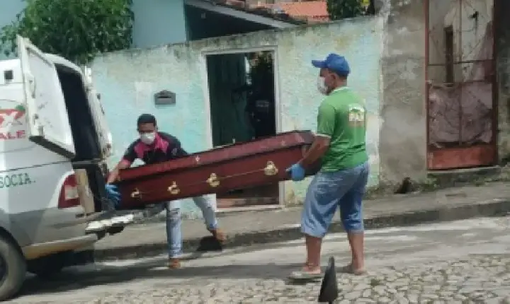 Família se recusa a enterrar mulher em Minas por crer que ela era ‘noiva de Jesus’