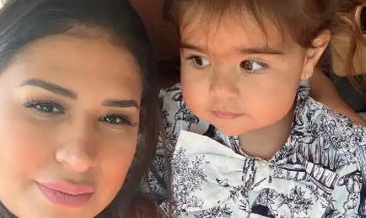 Filha de Simone Mendes e Kaká Diniz é internada em São Paulo
