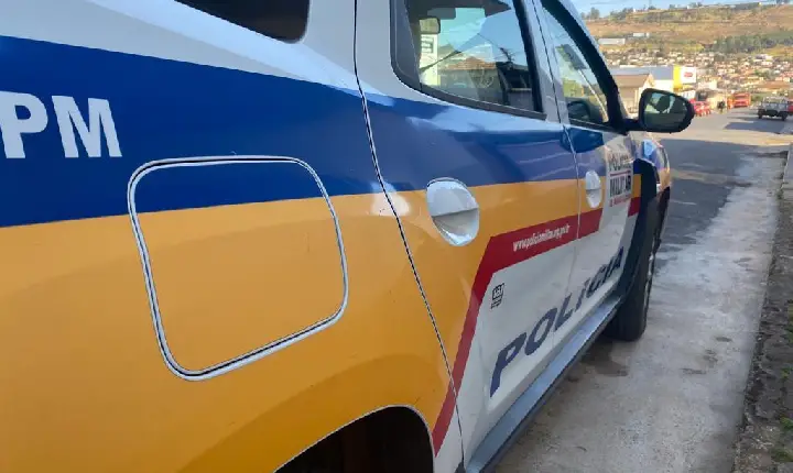 Filho é suspeito de esfaquear o próprio pai, de 88 anos, no bairro Camposaltinho em Campos Altos