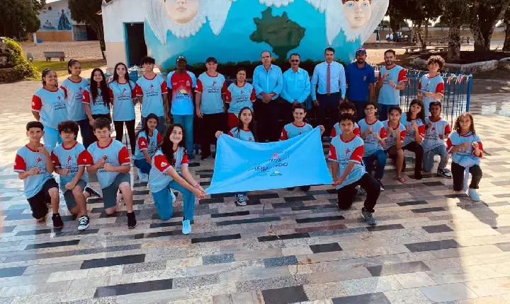 Garra e Determinação: Delegação de Taekwondo de Campos Altos viaja rumo aos Jogos Escolares de Minas Gerais em Uberaba