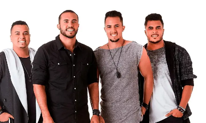 Grupo Samba Quente se apresenta em Campos Altos em maio