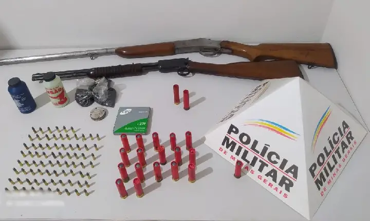 Homem é preso pela Polícia Militar com armas e munições, na zona rural de Perdizes