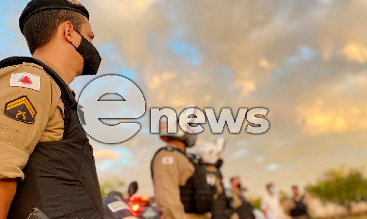 Homens portando drogas são presos pela PM em Campos Altos; indivíduos dormiam próximo à um posto de combustível