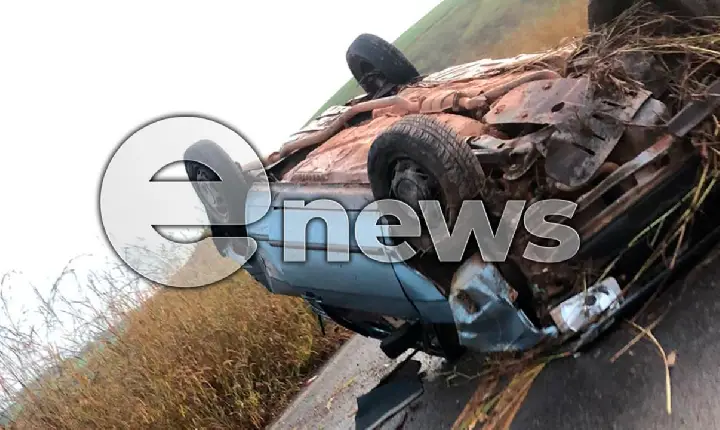 Jovem morre após carro capotar em estrada entre Bambuí e Medeiros