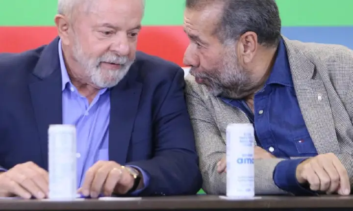 Lula e Lupi devem decidir situação do ministro no governo nesta sexta (2)