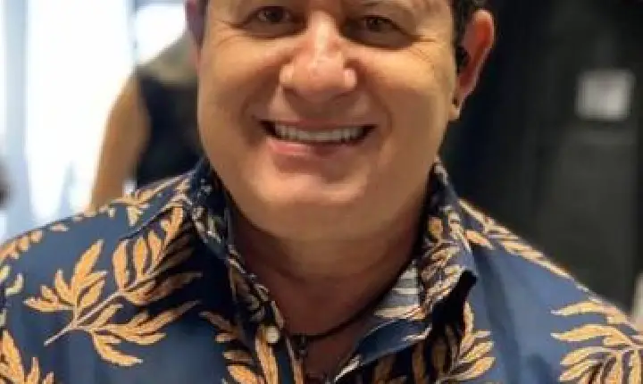 Marrone é internado após cair do palco e bater a cabeça durante show