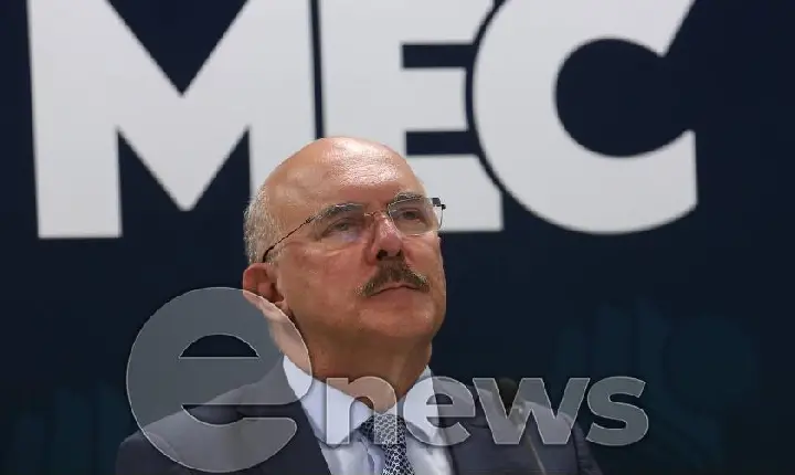 Milton Ribeiro é preso em operação que investiga tráfico de influência no MEC