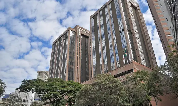Ministério Público de MG vai investigar 'lista de massacres' em escolas