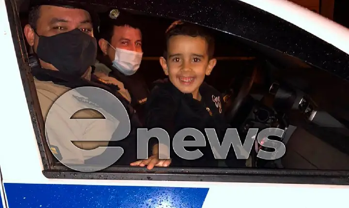 No dia do seu aniversário, admirador mirim da Polícia Militar ganha visita especial dos militares, em Campos Altos