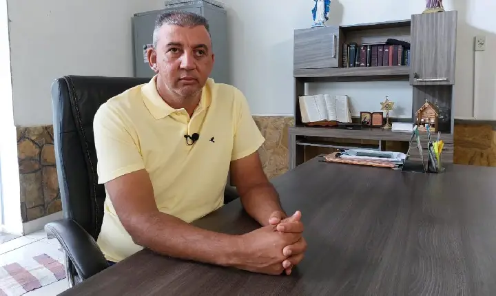 Padre Adelson José, pároco da Paróquia Santa Teresinha, fala sobre o significado do Natal