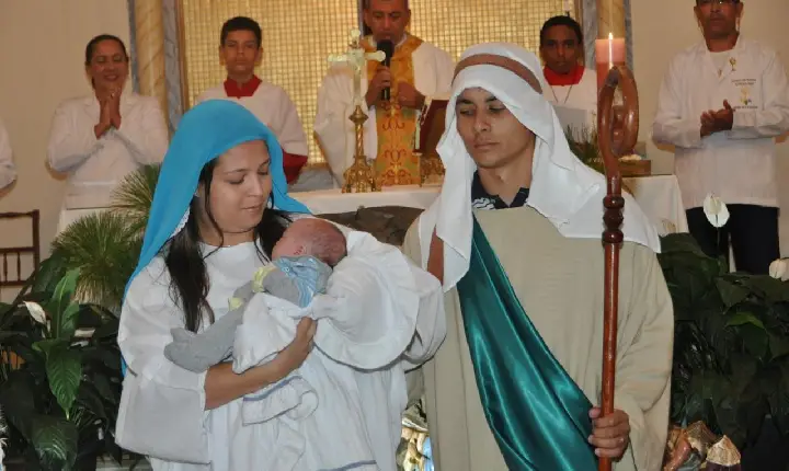 Paróquia Santa Teresinha, de Campos Altos, divulga programação das Missas de Natal