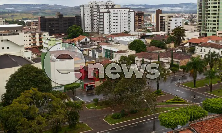 Patos de Minas desobriga uso de máscaras em locais abertos