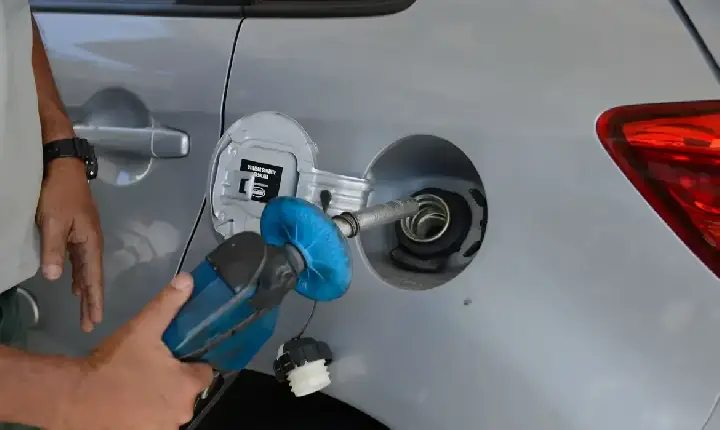 Petrobras reajusta em 7,12% preço da gasolina para distribuidoras