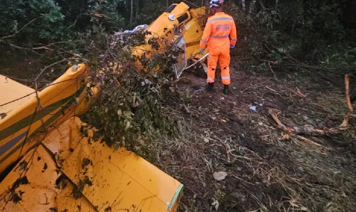 Piloto morre em queda de aeronave agrícola em Uberaba MG