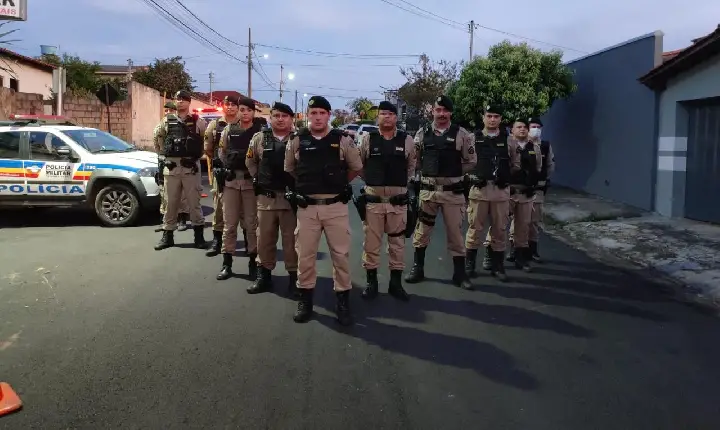 Prevenção de crimes é intensificada através de operações da Polícia Militar em Campos Altos