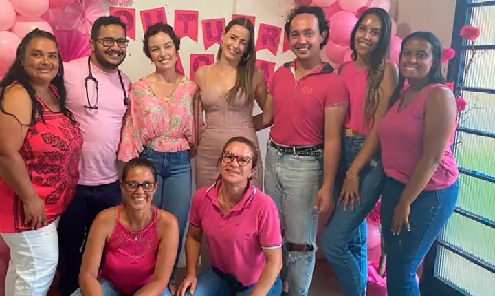 Priscila Lima e Bruna Lourenço ministram palestras de conscientização sobre o câncer de mama, em Campos Altos