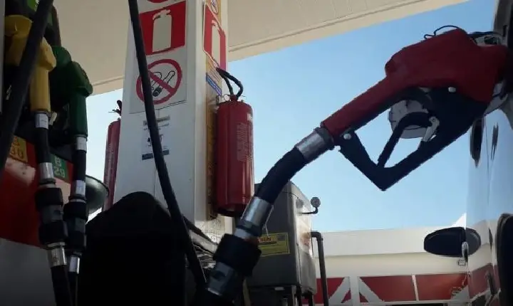Redução do ICMS para gasolina, internet e energia entra em vigor em Minas e pode derrubar preços