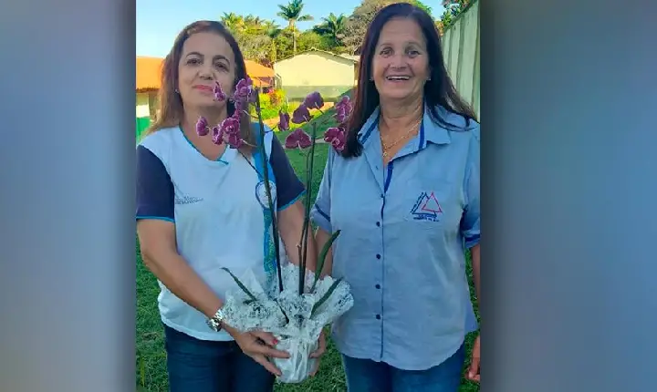 Rosa Ticateca é reeleita diretora da Escola Joaquim Domingos; Cidinha é a vice-diretora