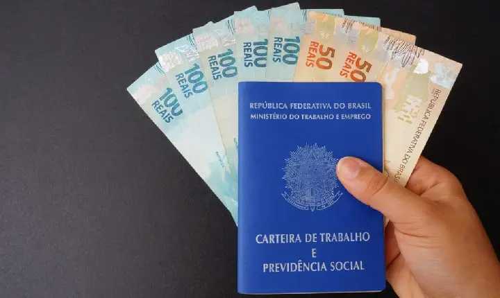 Salário mínimo de R$ 1.518 entra em vigor no Brasil a partir de 1º de janeiro