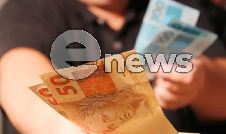 Salário mínimo passa a ser de R$ 1.212 em 2022