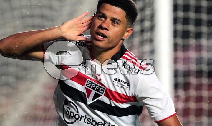 São Paulo derrota o Internacional e volta a sonhar com uma vaga na Libertadores