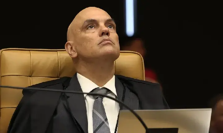 Senadores preparam pedido de impeachment contra Alexandre de Moraes
