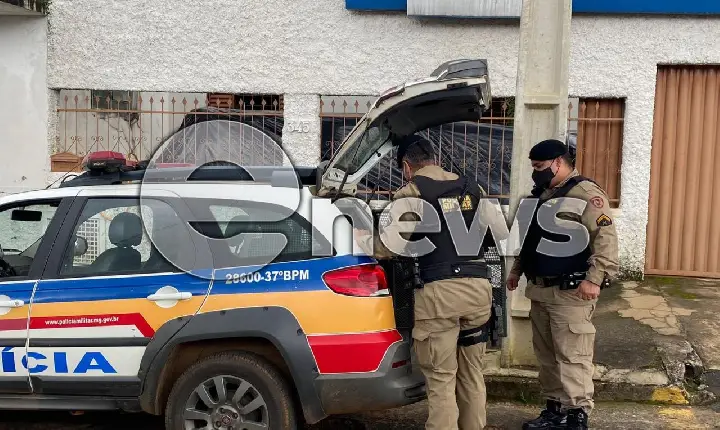 Suspeito de furtar celular é preso pela Polícia Militar, em Campos Altos