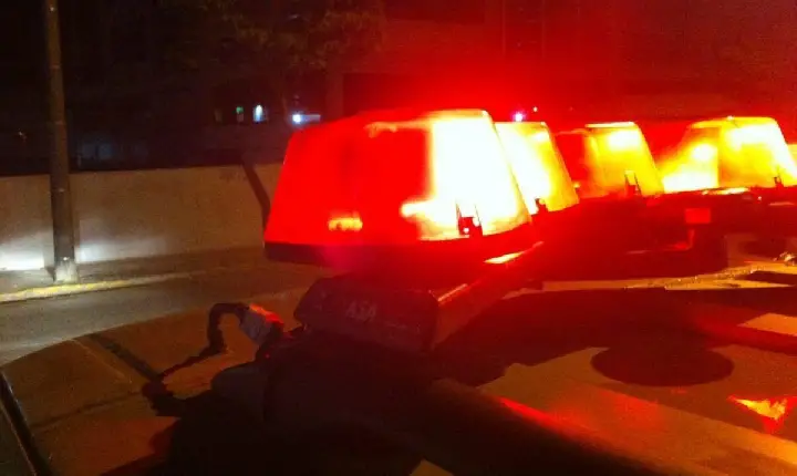 Veículo furtado é encontrado estacionado às margens da BR-262