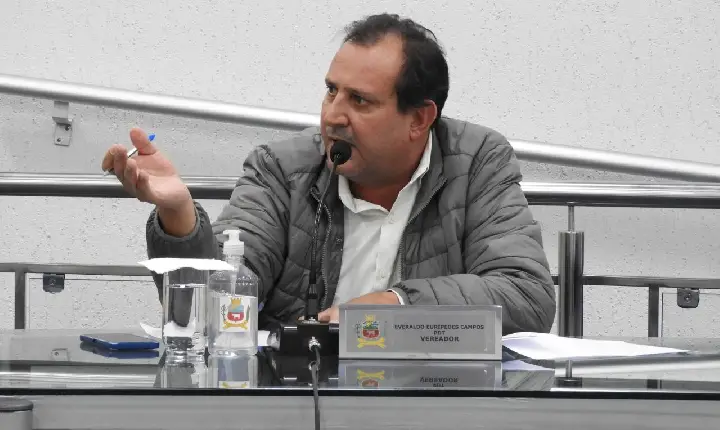 Verinho propõe doação de terreno do DNIT para construção de praça de lazer em Campos Altos