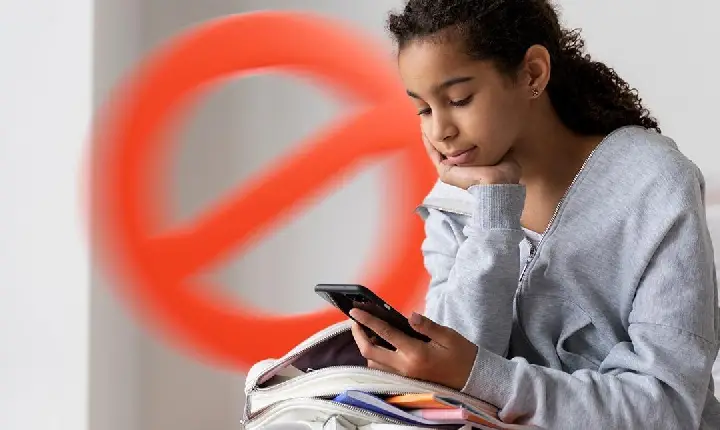Volta às aulas sem celular: saiba como vai funcionar a nova lei