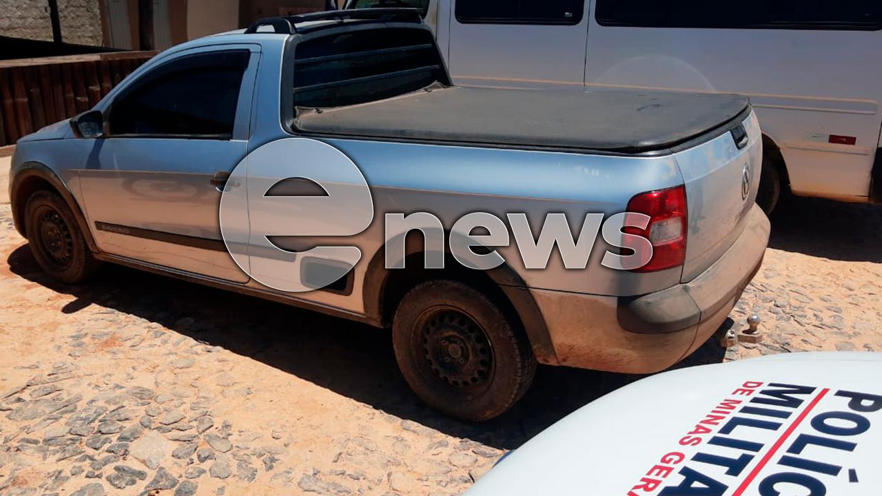 Caminhonete furtada em Campo Belo é recuperada pela PM na BR-262