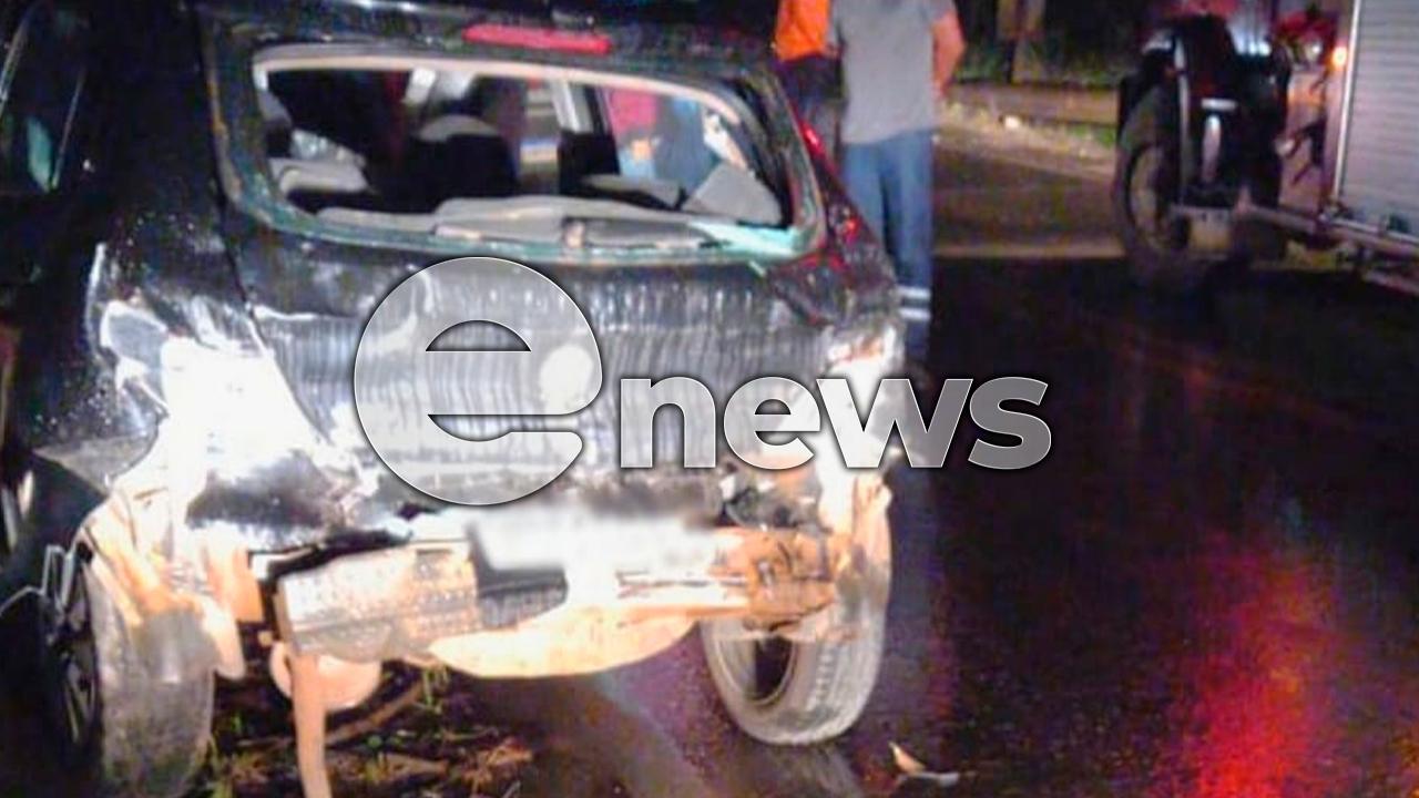 Máquina na pista provoca acidente entre carros e carreta na BR-354