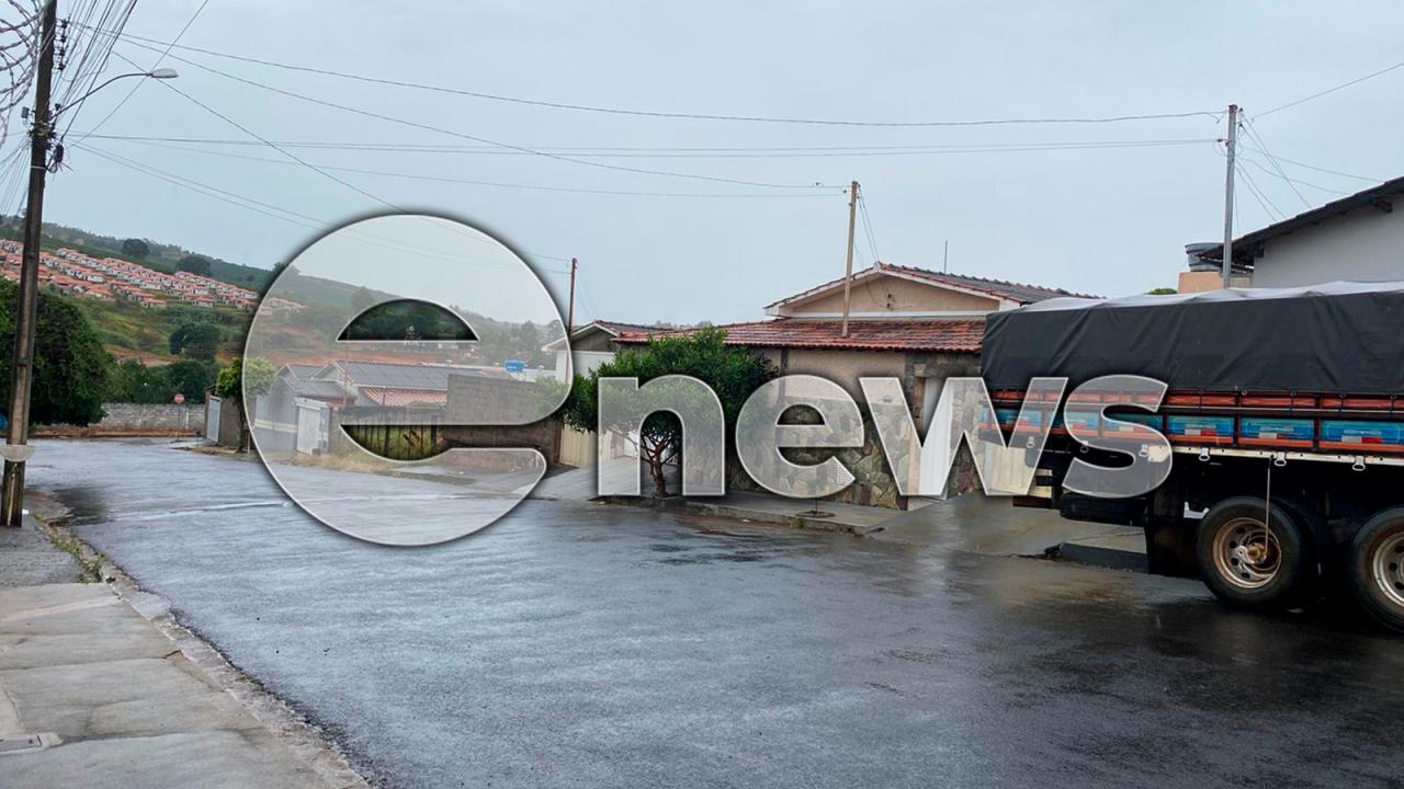 Campos Altos amanhece o domingo com chuva; segunda também pode ser chuvosa