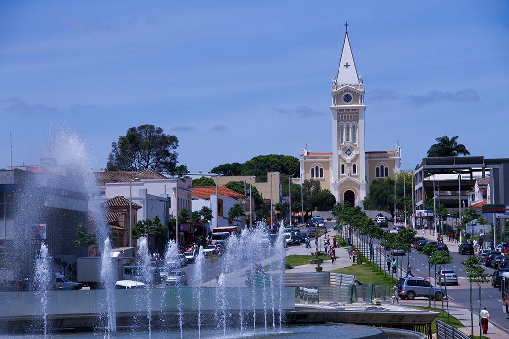 Patrão, dono de empresa, tortura funcionários e mata um deles, dentro de galpão em Araxá
