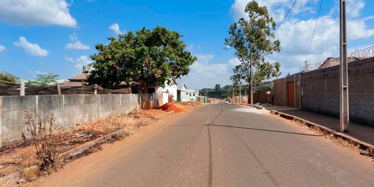 Entregador é ferido e leva 13 pontos na mão após tentativa de assalto, em Campos Altos