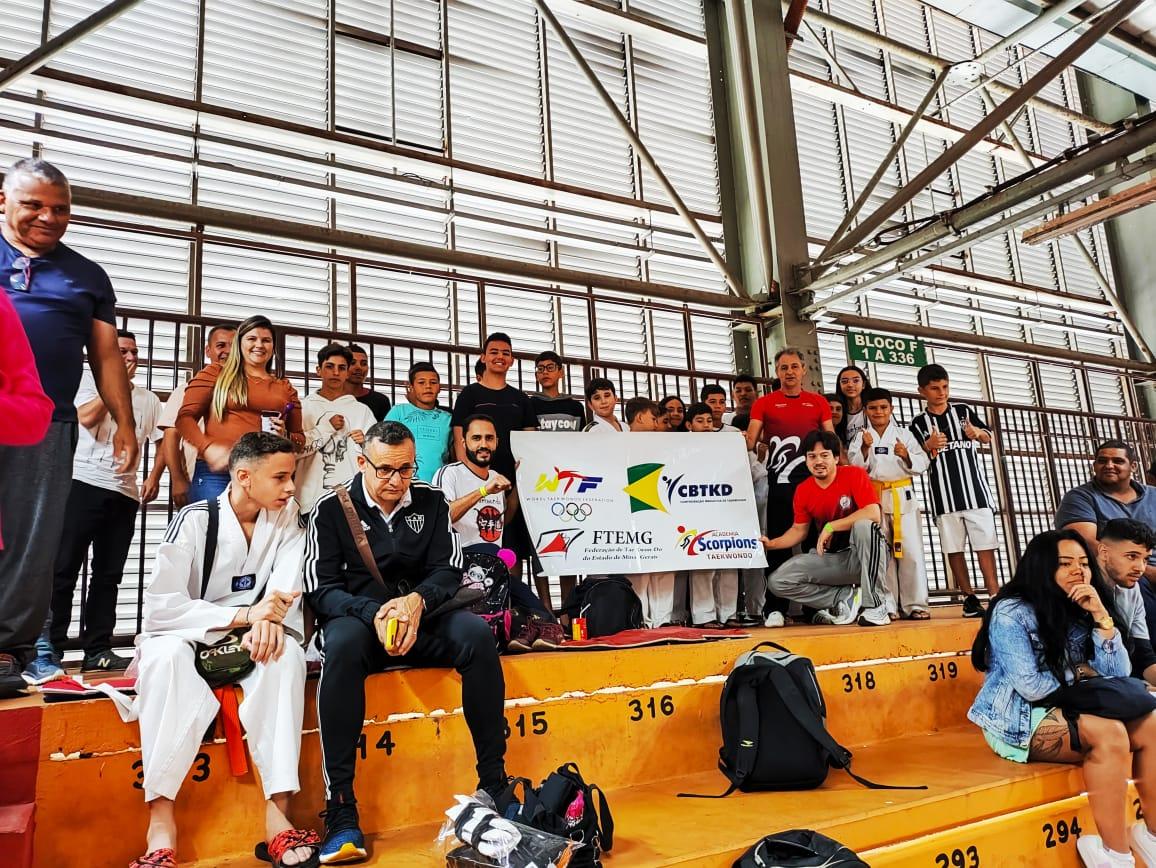 09 campeões mineiros! Campos-altenses fazem bonito em Campeonato Estadual de Taekwondo e conquistam 18 medalhas